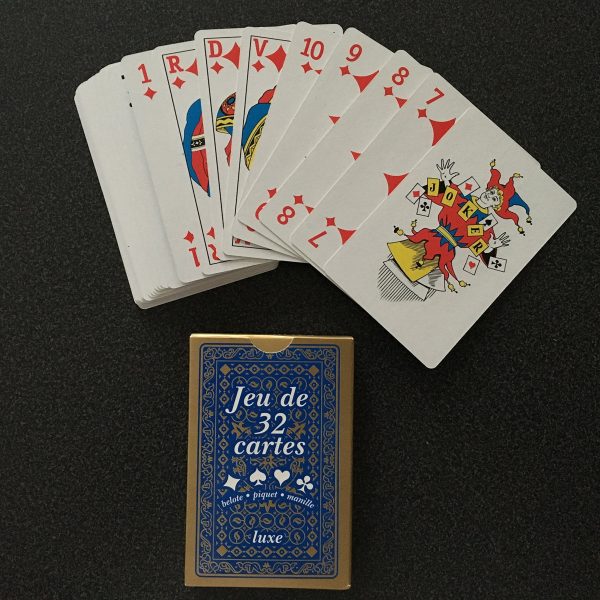 1 Juego de 32 Cartas + 200 fichas: Poker, Belote, Piquet, Manila, Coinche, Battle, Liar, Bellows, Big Up, Knights Game, Game Master, Biskit, etc. Embalaje Deteriorado Hot on Sale